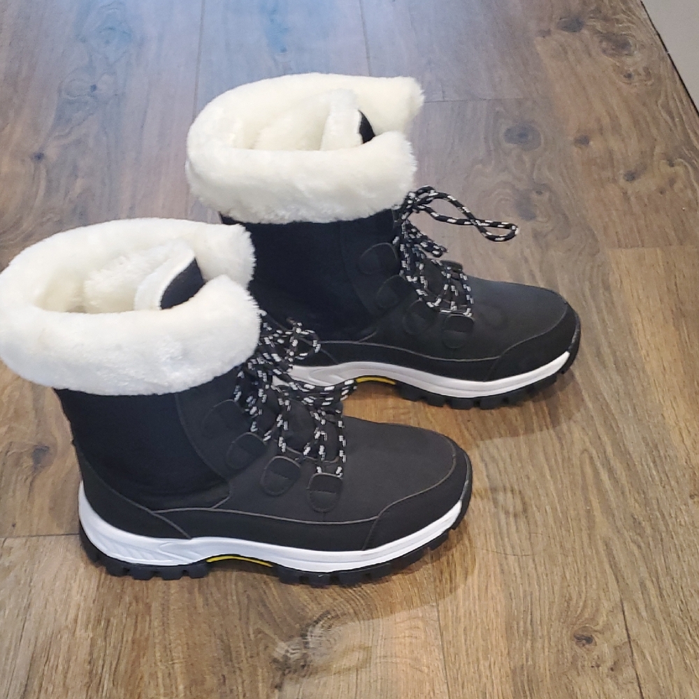 Cozy Black and White Womens Snow Boots